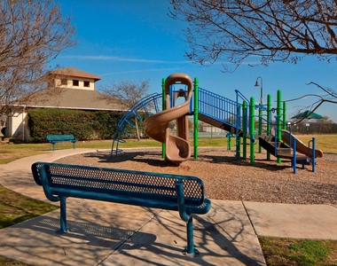 1429 Davis Mountain Loop - Photo Thumbnail 36