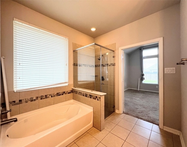 613 Palmilla St - Photo Thumbnail 20