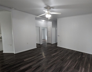 4416 Magin Meadow Dr - Photo Thumbnail 7