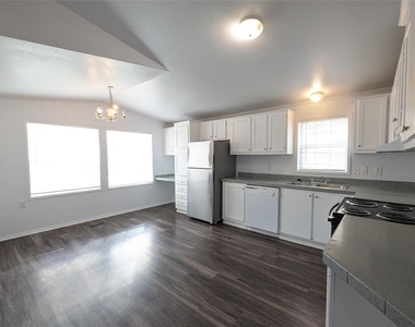 4416 Magin Meadow Dr - Photo Thumbnail 6