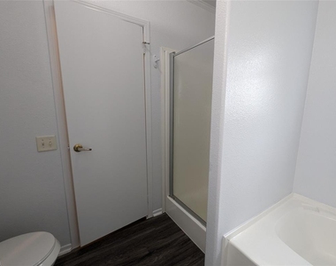 4416 Magin Meadow Dr - Photo Thumbnail 18