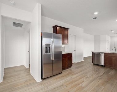 103 Brushy Creek Dr - Photo Thumbnail 7