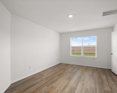 103 Brushy Creek Dr - Photo Thumbnail 13