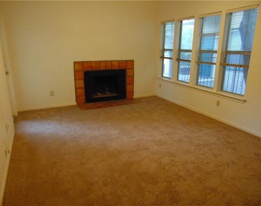 3115 Tom Green St - Photo Thumbnail 5