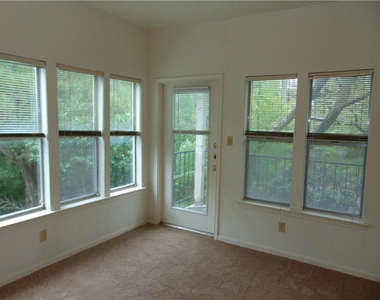 3115 Tom Green St - Photo Thumbnail 13