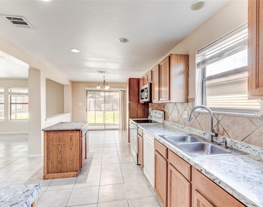 191 Beech Dr - Photo Thumbnail 13