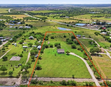 2500 Center Point Rd - Photo Thumbnail 1