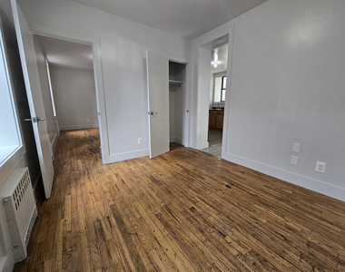 443 Cyrus place - Photo Thumbnail 3