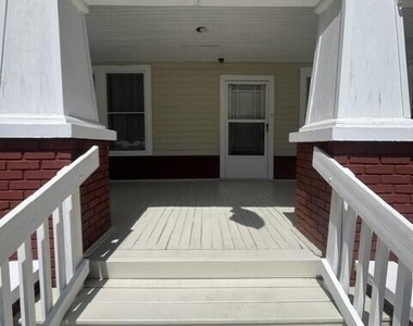 108 Fern Street - Photo Thumbnail 2