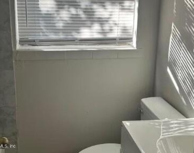 2784 Glen Mawr Road - Photo Thumbnail 12