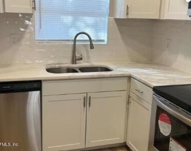2784 Glen Mawr Road - Photo Thumbnail 4