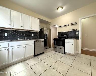 2330 Park Street - Photo Thumbnail 5