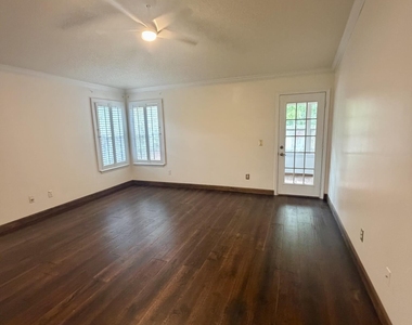1523 Blue Heron Court - Photo Thumbnail 5