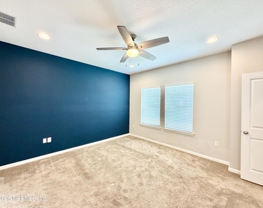 417 Pine Bluff Drive - Photo Thumbnail 12