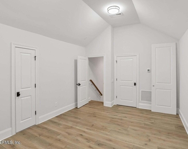 168 Hickory Hill Drive - Photo Thumbnail 35