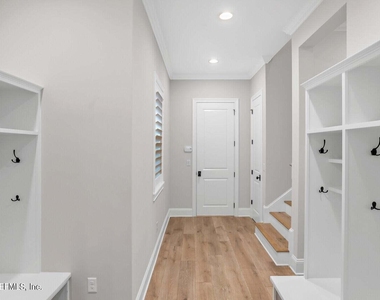168 Hickory Hill Drive - Photo Thumbnail 24