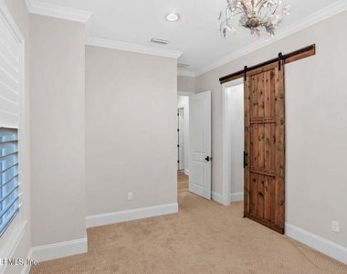 168 Hickory Hill Drive - Photo Thumbnail 25