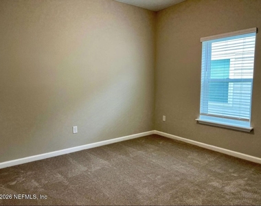 385 Brookgreen Way - Photo Thumbnail 14