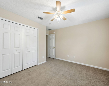 7055 Deer Lodge Circle - Photo Thumbnail 18