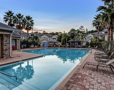 7055 Deer Lodge Circle - Photo Thumbnail 32