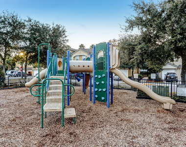 7055 Deer Lodge Circle - Photo Thumbnail 36
