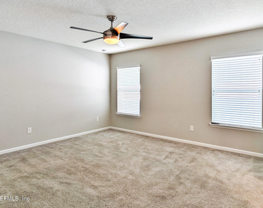 3955 Connecticut Avenue - Photo Thumbnail 7