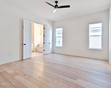 274 Daydream Avenue - Photo Thumbnail 7