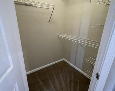 7801 Point Meadows Drive - Photo Thumbnail 20