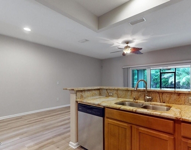 5881 Moonstone Court - Photo Thumbnail 29