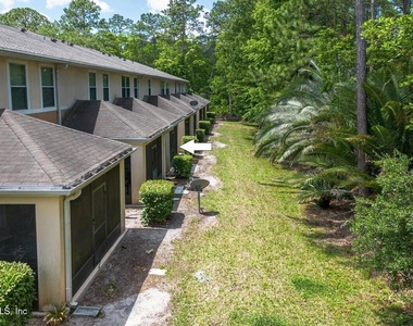 5881 Moonstone Court - Photo Thumbnail 15