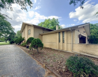 7826 Dunham Road - Photo Thumbnail 4