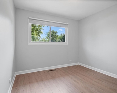 500 Cherry Circle - Photo Thumbnail 9