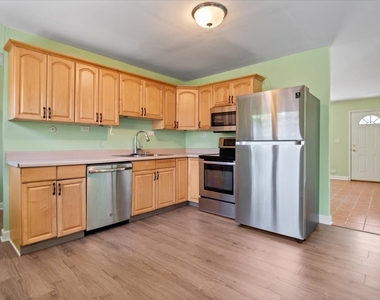 500 Cherry Circle - Photo Thumbnail 3