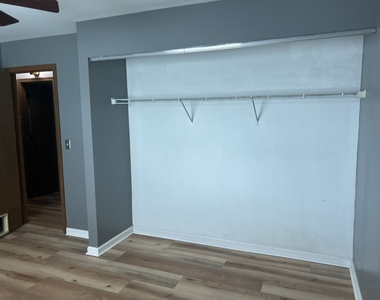 2732 Wilshire Court - Photo Thumbnail 6