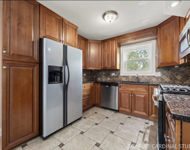 235 Westbrook Circle - Photo Thumbnail 6