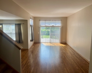 2213 Carpenter Avenue - Photo Thumbnail 3