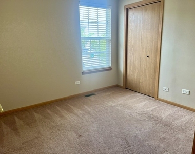 2213 Carpenter Avenue - Photo Thumbnail 20