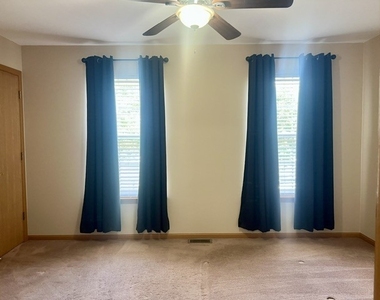 2213 Carpenter Avenue - Photo Thumbnail 22