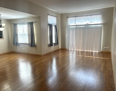 2213 Carpenter Avenue - Photo Thumbnail 2