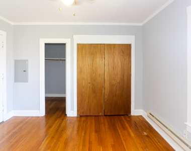 3263 W Wrightwood Avenue - Photo Thumbnail 6