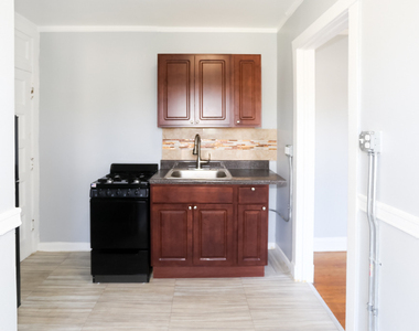 3263 W Wrightwood Avenue - Photo Thumbnail 3