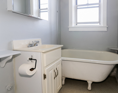 3263 W Wrightwood Avenue - Photo Thumbnail 13