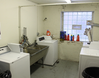 5436 S Harper Avenue - Photo Thumbnail 8