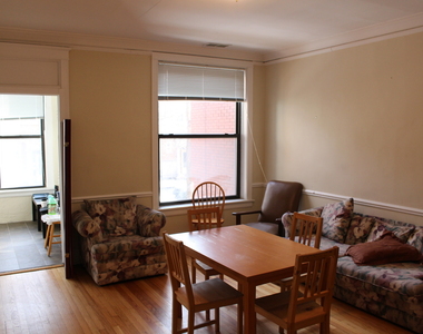 5436 S Harper Avenue - Photo Thumbnail 2