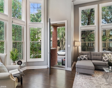 18 N Ada Street - Photo Thumbnail 11