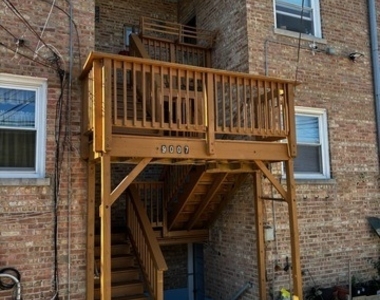 9007 La Crosse Avenue - Photo Thumbnail 8