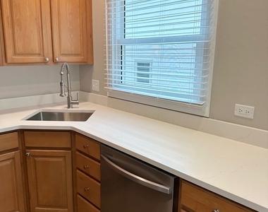 3816 Illinois Street - Photo Thumbnail 8