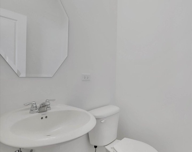 1078 Bogart Street - Photo Thumbnail 21