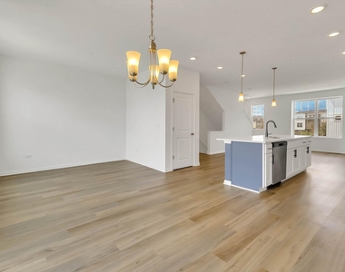 1078 Bogart Street - Photo Thumbnail 10