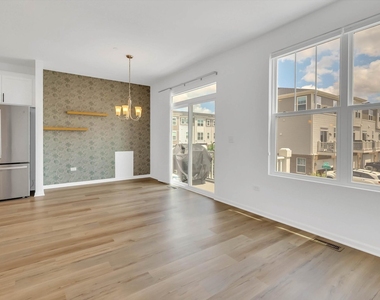 1078 Bogart Street - Photo Thumbnail 12
